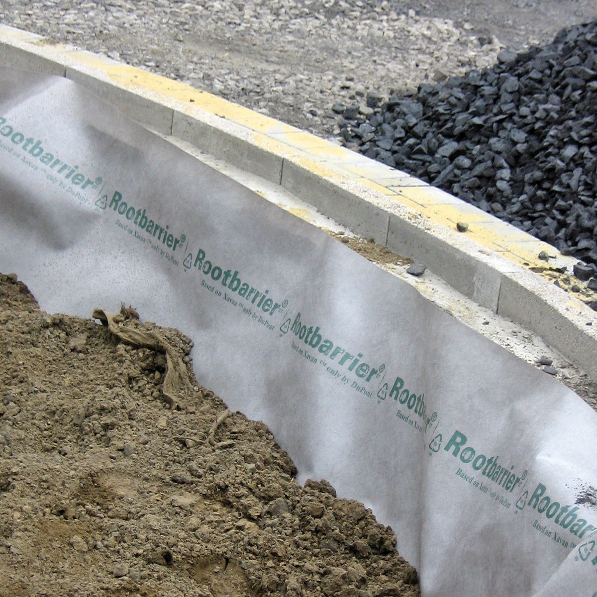 RootBarrier® width 0,65 m, length 50 m strength 0,8 mm
