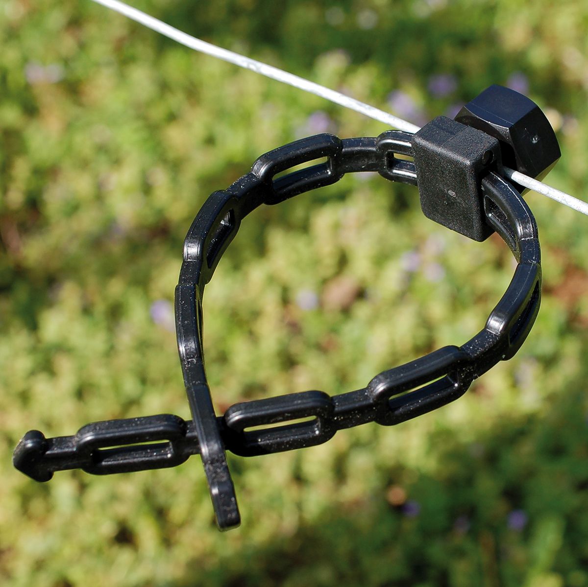 Key Tree Locks Tree Lock Tie incl. strap Pack = 100 pieces – PG Horticulture Ltd